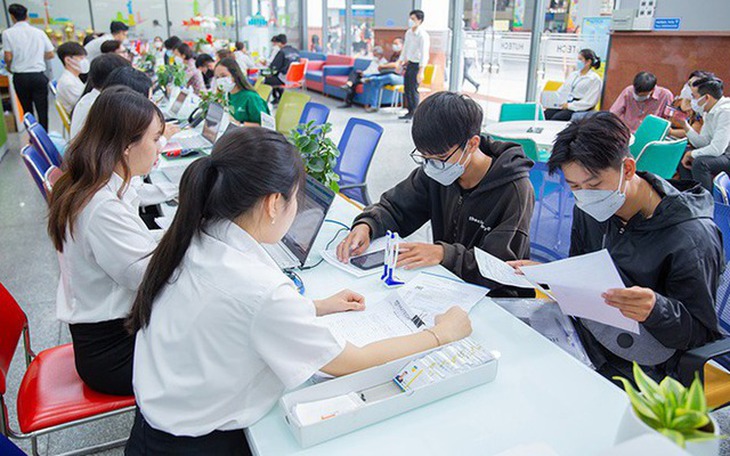 Tuyển sinh bổ sung đại học 2023: Có ngành vẫn 'trắng' thí sinh - Ảnh 1.