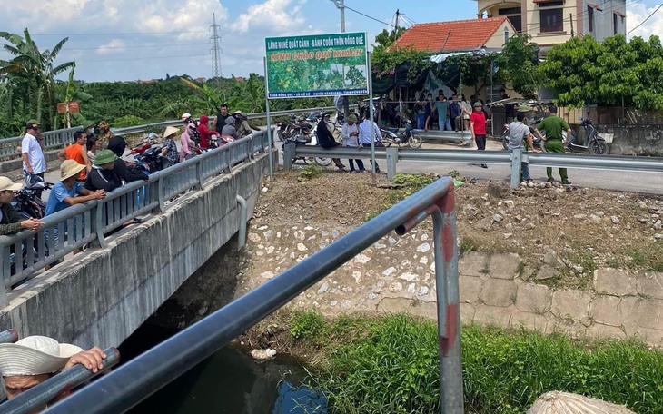 Nghi phạm bắt cóc bé gái 2 tuổi ở Gia Lâm là người đưa đón hàng ngày?