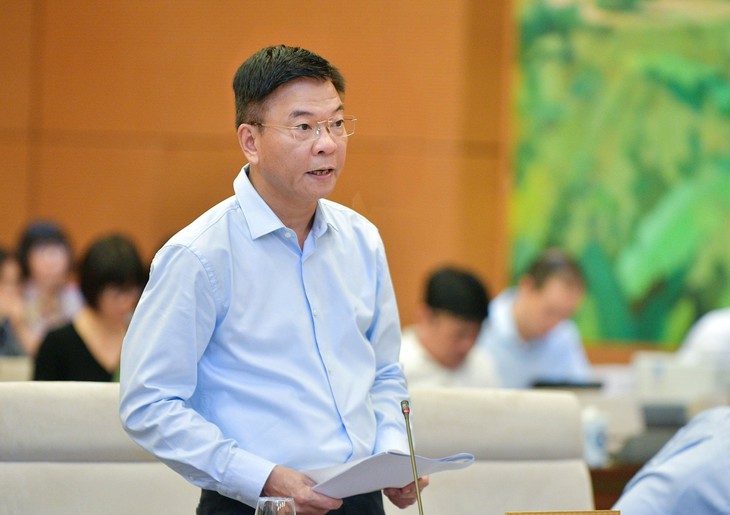Dự án Luật Thủ đô (sửa đổi): Quy định chế độ tiền lương, thu nhập cho công viên chức Thủ đô - Ảnh 2.