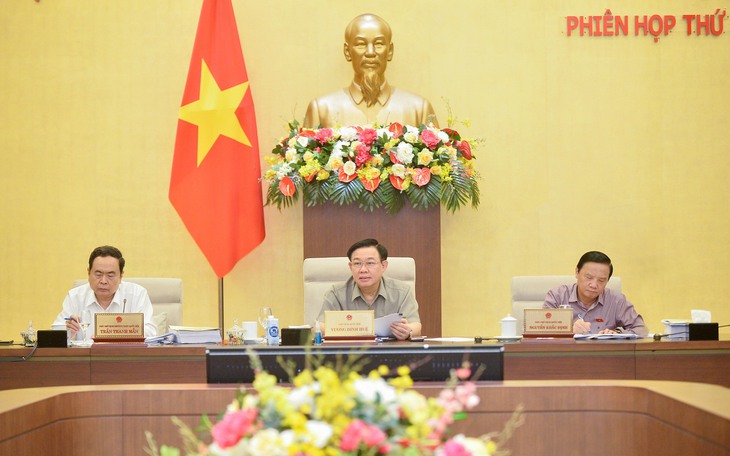 Tương lai hạ tuổi hưởng "trợ cấp hưu trí xã hội" bằng với tuổi nghỉ hưu, số tiền hưởng dần tăng lên