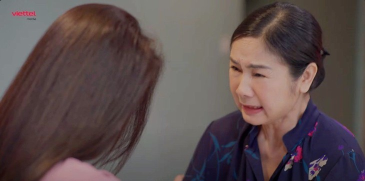 Nhan sắc NSND Thu Hà 'Lá ngọc cành vàng' gây choáng với khán giả khi lên phim mới - Ảnh 1. Nhan sắc NSND Thu Hà 'Lá ngọc cành vàng' gây choáng với khán giả khi lên phim mới - Ảnh 1.