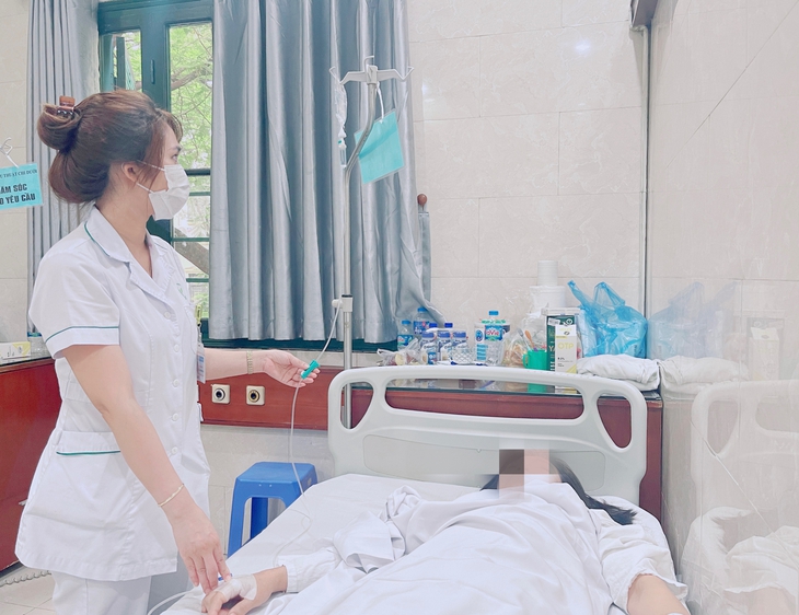 Nhiều người phải cắt cụt tay, chân, có trường hợp bị liệt do tai nạn lao động - Ảnh 1. Nhiều người phải cắt cụt tay, chân, có trường hợp bị liệt do tai nạn lao động - Ảnh 1.