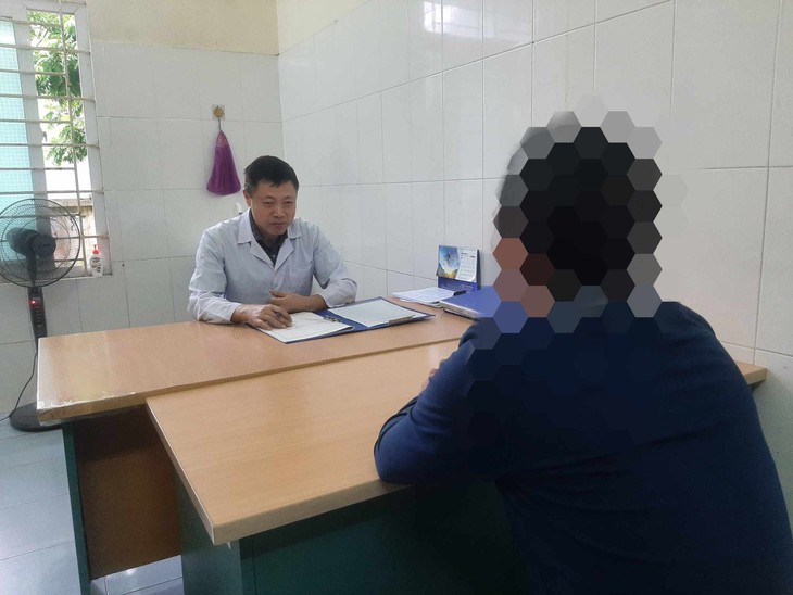 Tham gia bảo hiểm y tế là giải pháp lâu dài, bền vững cho điều trị HIV/AIDS - Ảnh 2. Tham gia bảo hiểm y tế là giải pháp lâu dài, bền vững cho điều trị HIV/AIDS - Ảnh 2.