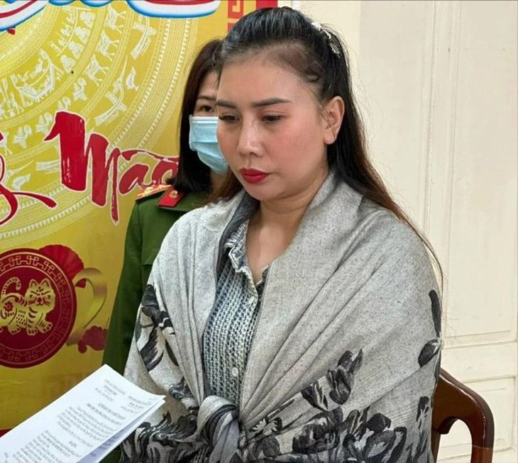 Hoa hậu thiện nguyện ở Lâm Đồng bị bắt để điều tra tội gì? - Ảnh 2. Hoa hậu thiện nguyện ở Lâm Đồng bị bắt để điều tra tội gì? - Ảnh 2.