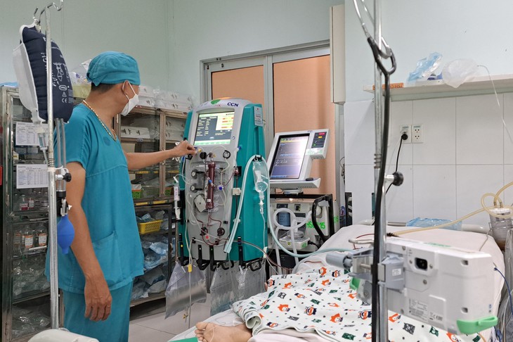 Hai bệnh nhi nguy kịch vì mắc bệnh dại, bác sĩ cảnh báo - Ảnh 1.