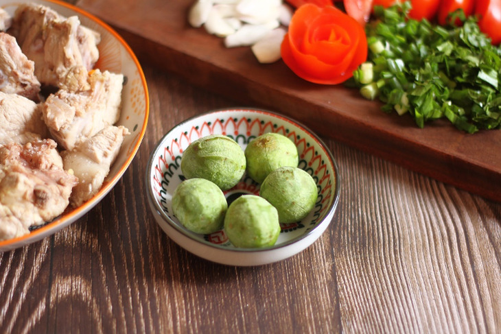 Bà bầu nghén nặng nên ăn gì để thai nhi phát triển khỏe mạnh - Ảnh 2. Bà bầu nghén nặng nên ăn gì để thai nhi phát triển khỏe mạnh - Ảnh 2.