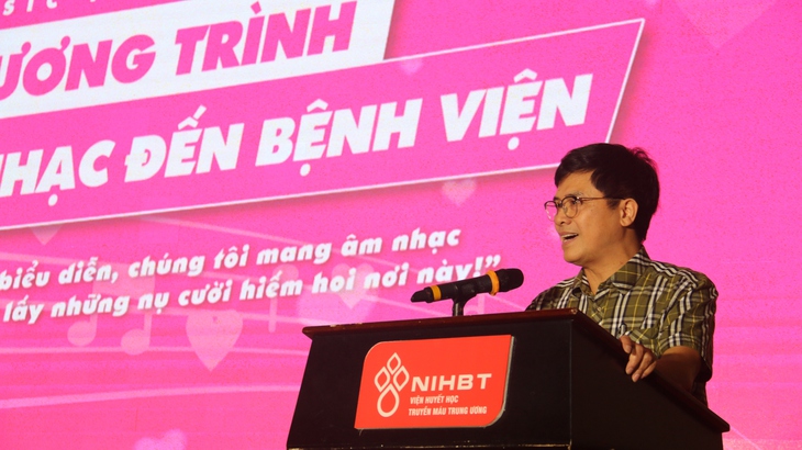 Chương trình "Mang âm nhạc đến bệnh viện” tiếp sức cho Viện Huyết học – Truyền máu TW - Ảnh 2.