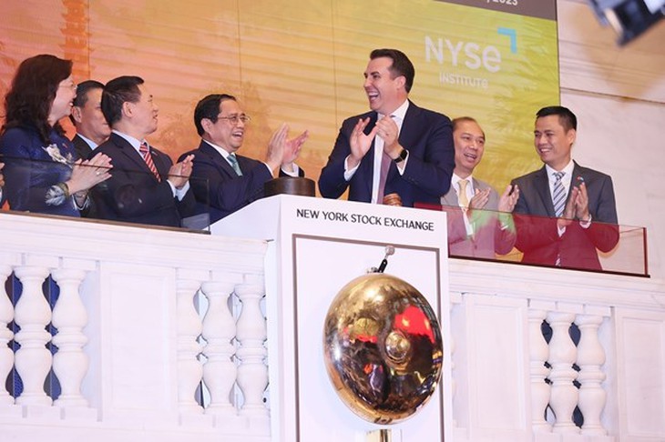 Thủ tướng rung chuông mở đầu phiên giao dịch Sàn Chứng khoán New York - Ảnh 1.
