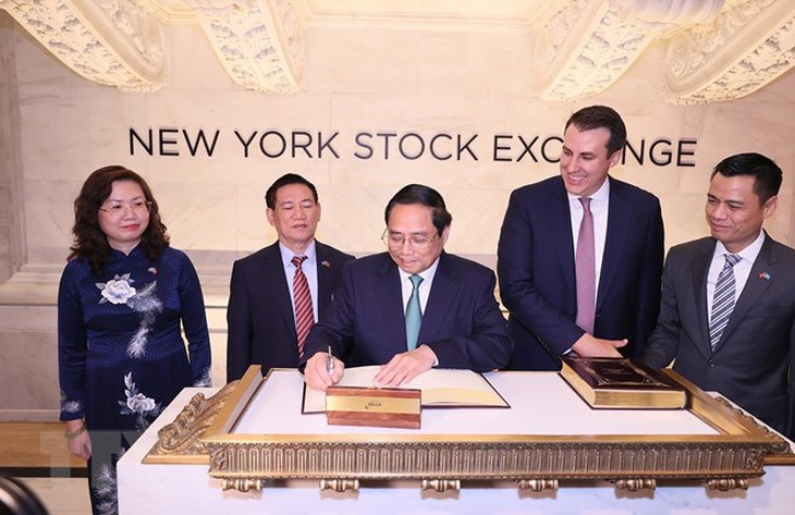 Thủ tướng rung chuông mở đầu phiên giao dịch Sàn Chứng khoán New York - Ảnh 12.
