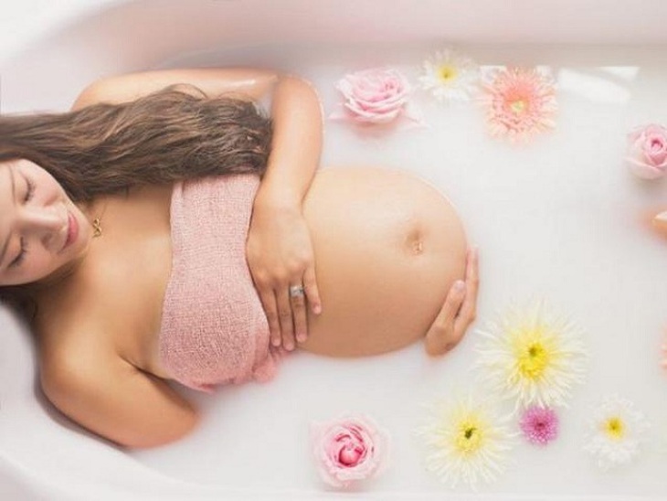 Những lưu ý tắm gội an toàn với bà bầu - Ảnh 1. Những lưu ý tắm gội an toàn với bà bầu - Ảnh 1.