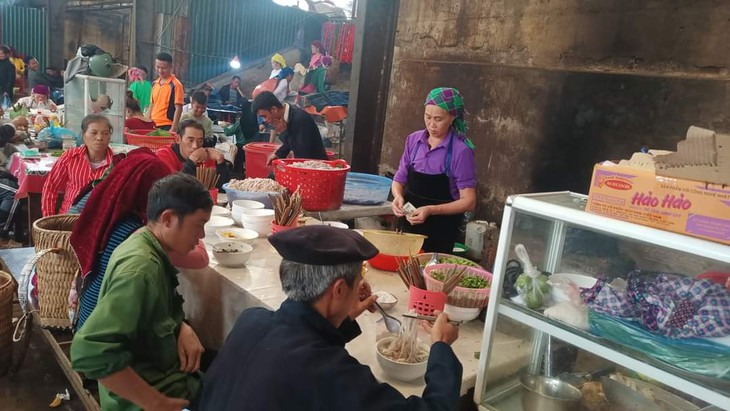 Kiểm soát an toàn thực phẩm tại các lễ hội truyền thống của đồng bào dân tộc - Ảnh 1.
