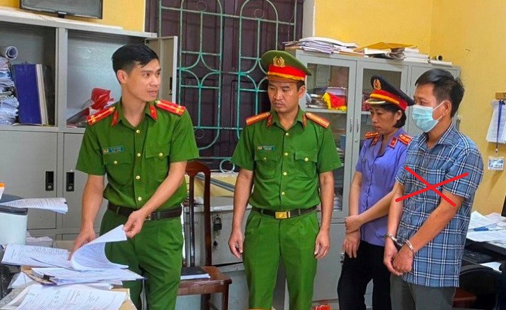Túng làm liều, cán bộ công chức xã chiếm đoạt hơn 170 triệu đồng tiền thờ cúng liệt sĩ - Ảnh 1. Túng làm liều, cán bộ công chức xã chiếm đoạt hơn 170 triệu đồng tiền thờ cúng liệt sĩ - Ảnh 1.