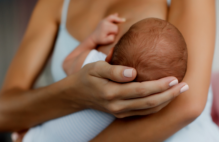 Mẹ nhiễm HIV vẫn có thể sinh con âm tính với HIV - Ảnh 1.