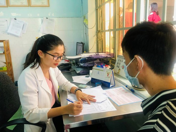 Phòng ngừa đồng nhiễm viêm gan B,  viêm gan C ở bệnh nhân HIV/AIDS - Ảnh 1.
