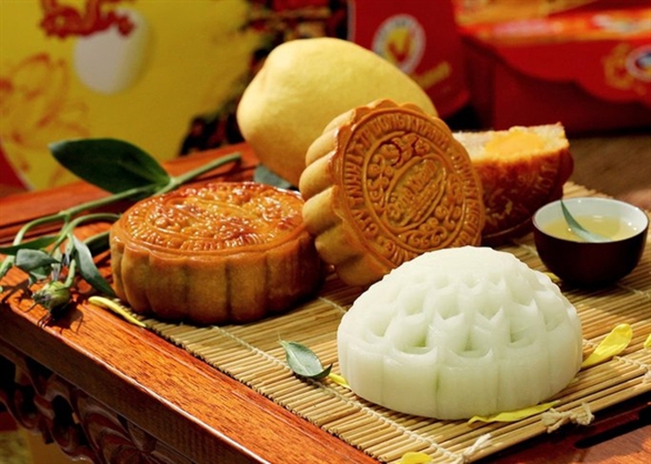 Cách bày trí mâm cỗ trung thu đẹp, đơn giản nhất tại nhà - Ảnh 1.