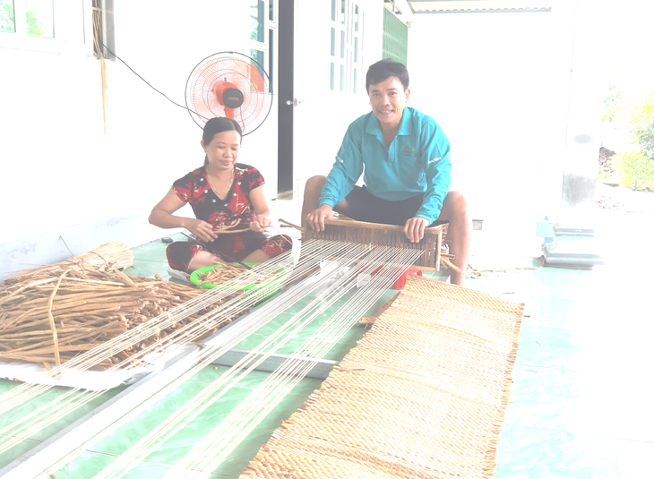 Hậu Giang đẩy mạnh truyền thông, triển khai đồng bộ Chương trình mục tiêu quốc gia 1719- Ảnh 3. Hậu Giang đẩy mạnh truyền thông, triển khai đồng bộ Chương trình mục tiêu quốc gia 1719- Ảnh 3.