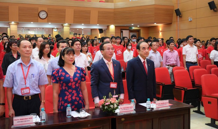 Trường Đại học Y Hà Nội khai giảng năm học mới 2023-2024 - Ảnh 1.