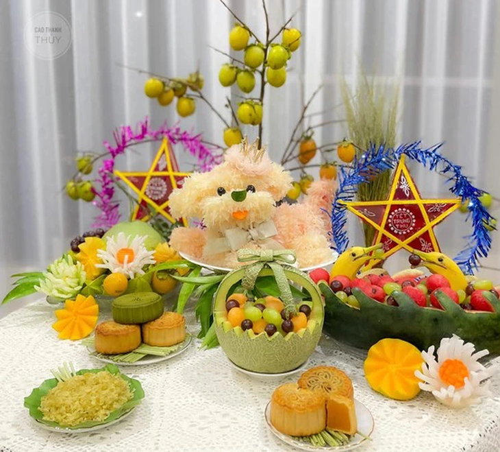 Cách bày trí mâm cỗ trung thu đẹp, đơn giản nhất tại nhà - Ảnh 8.