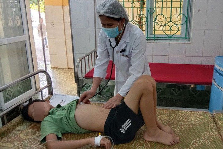 Báo động tình trạng ngộ độc ở vùng cao Cao Bằng sau nhiều học sinh ngộ độc vì uống nước ngọt không rõ nguồn gốc - Ảnh 1. Báo động tình trạng ngộ độc ở vùng cao Cao Bằng sau nhiều học sinh ngộ độc vì uống nước ngọt không rõ nguồn gốc - Ảnh 1.