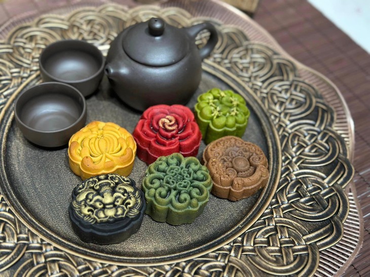Những loại bánh Trung thu mới 'có 1 không 2' khiến nhiều người phải tròn mắt ngạc nhiên - Ảnh 3. bánh trung thu mới