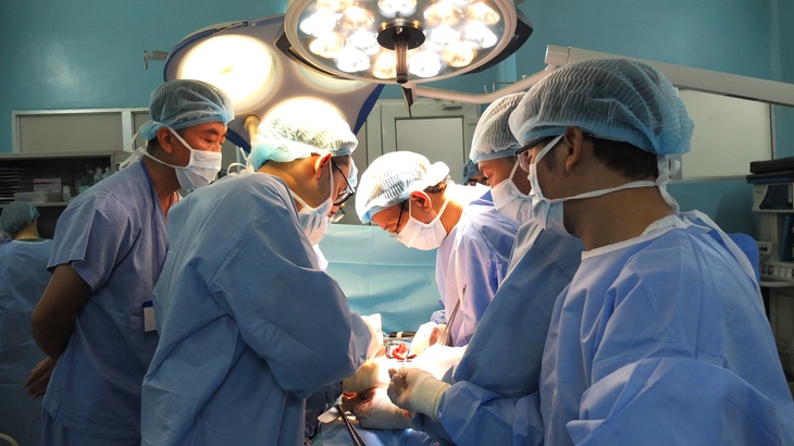 Hành trình gian nan của cô phượt thủ quyết tâm hồi sinh cuộc đời bằng phẫu thuật tạo hình niệu đạo - Ảnh 1. Hành trình gian nan của cô phượt thủ quyết tâm hồi sinh cuộc đời bằng phẫu thuật tạo hình niệu đạo - Ảnh 1.