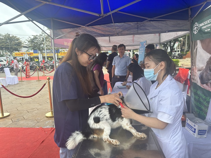 Lễ mít tinh phòng chống bệnh dại 2023: Mỗi người dân là một chiến sĩ trên mặt trận phòng chống dịch bệnh - Ảnh 6.