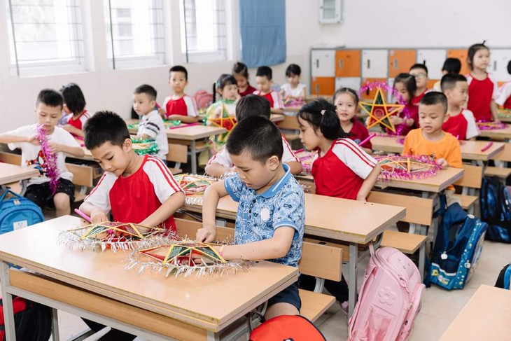 Rộn ràng Tết Trung thu ở các trường học - Ảnh 1.