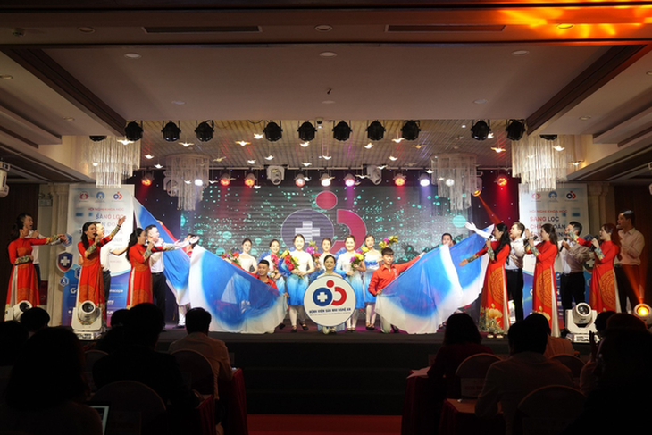 Hội nghị Khoa học chuyên ngành Sàng lọc Chẩn đoán trước Sinh và Sơ sinh khu vực Bắc Trung Bộ lần thứ nhất - Ảnh 1. Hội nghị Khoa học chuyên ngành Sàng lọc Chẩn đoán trước Sinh và Sơ sinh khu vực Bắc Trung Bộ lần thứ nhất - Ảnh 1.