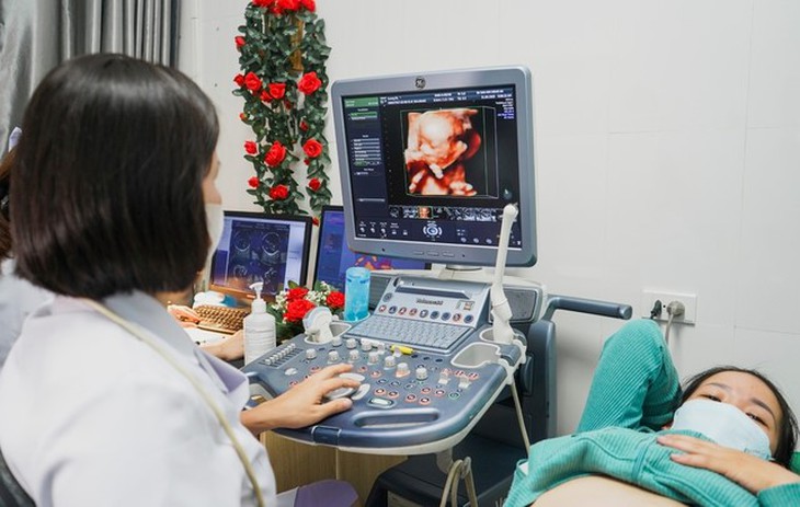 Hội nghị Khoa học chuyên ngành Sàng lọc Chẩn đoán trước Sinh và Sơ sinh khu vực Bắc Trung Bộ lần thứ nhất - Ảnh 4. Hội nghị Khoa học chuyên ngành Sàng lọc Chẩn đoán trước Sinh và Sơ sinh khu vực Bắc Trung Bộ lần thứ nhất - Ảnh 4.