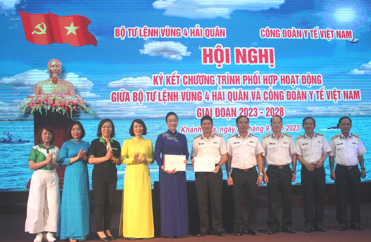 Y tế biển đảo luôn được quan tâm, nhiều bệnh xá được đầu tư - Ảnh 3.