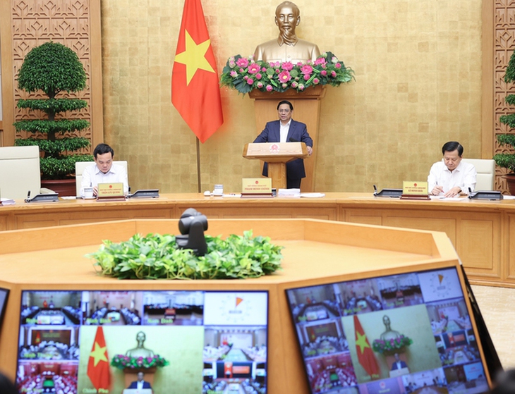 Lựa chọn kịch bản tăng trưởng GDP cả năm 2023 khoảng 6% để phấn đấu đạt kết quả cao nhất - Ảnh 4.