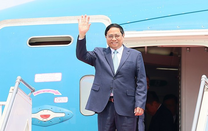 Thủ tướng bắt đầu chuyến công tác dự Hội nghị Cấp cao ASEAN lần thứ 43 - Ảnh 1.