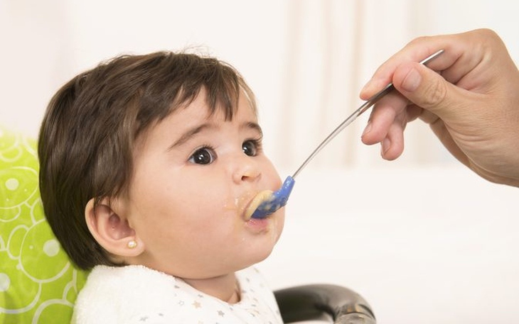 Xử lý đúng cách trẻ bị dị ứng thức ăn