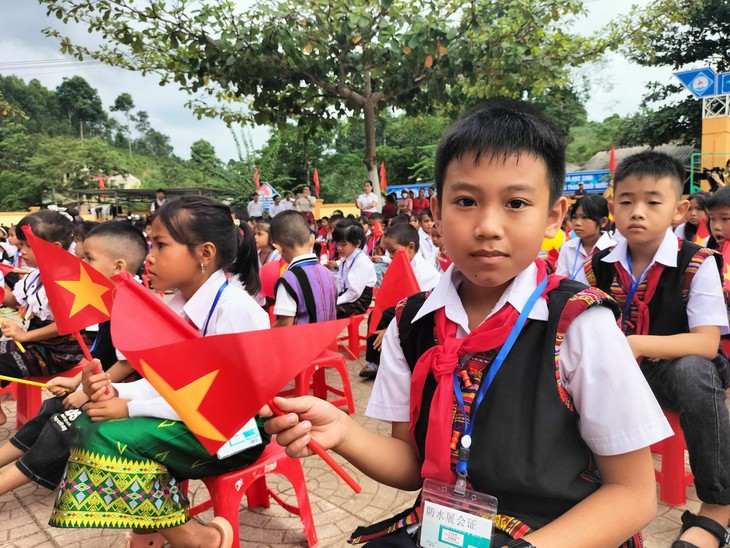 Phụ huynh tại Quảng Bình: 'Mức giảm học phí bằng rất nhiều ngày công của tôi' - Ảnh 6. Phụ huynh tại Quảng Bình: 'Mức giảm học phí bằng rất nhiều ngày công của tôi' - Ảnh 6.
