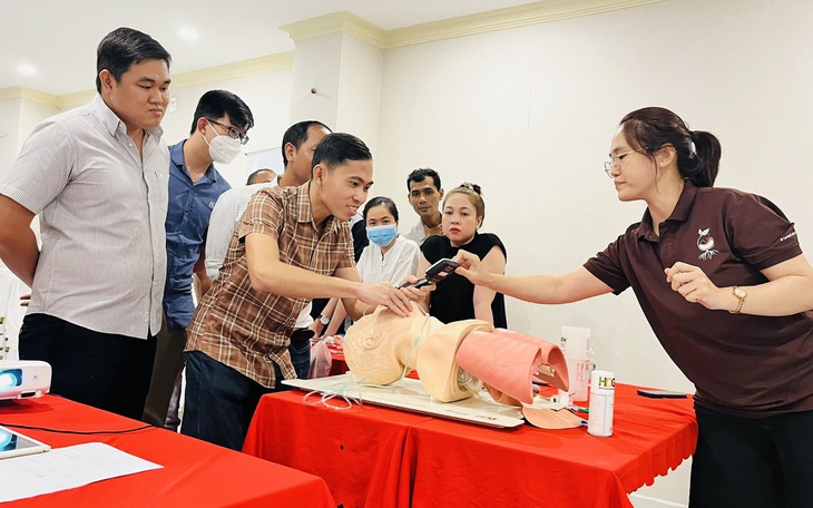 Cần thiết "nâng" năng lực thực hành cấp cứu xử trí ca bệnh nhiễm khuẩn hô hấp cấp tính nặng