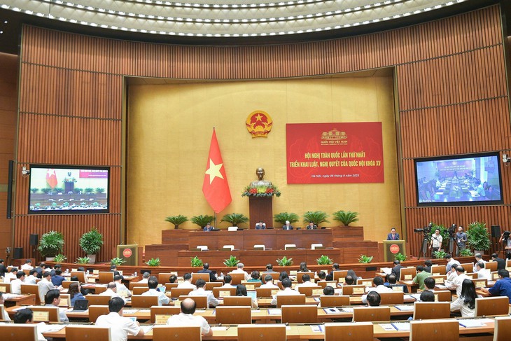 Hội nghị toàn quốc đánh giá về công tác triển khai 52 luật, nghị quyết của Quốc hội khóa XV - Ảnh 3. Hội nghị toàn quốc đánh giá về công tác triển khai 52 luật, nghị quyết của Quốc hội khóa XV - Ảnh 3.
