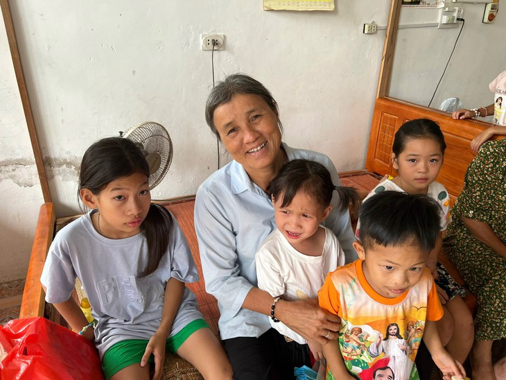Ngôi nhà của “mẹ Hiên” với những số phận tận cùng sự bất hạnh - Ảnh 2. Ngôi nhà của “mẹ Hiên” với những số phận tận cùng sự bất hạnh - Ảnh 2.