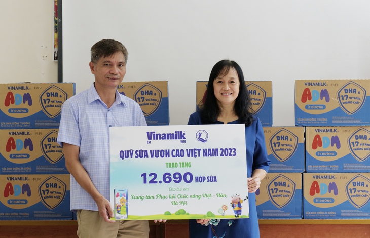 Hơn 1 triệu ly sữa tiếp tục đồng hành cùng trẻ nhỏ đón chào năm học mới - Ảnh 3. Hơn 1 triệu ly sữa tiếp tục đồng hành cùng trẻ nhỏ đón chào năm học mới - Ảnh 3.