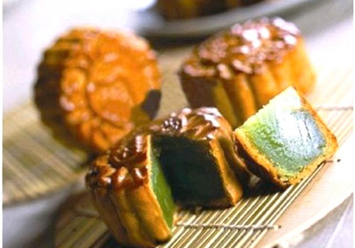 Sức hút từ những chiếc bánh Trung thu chay, người tiêu dùng không lo phải 'bóp mồm bóp miệng' - Ảnh 2.