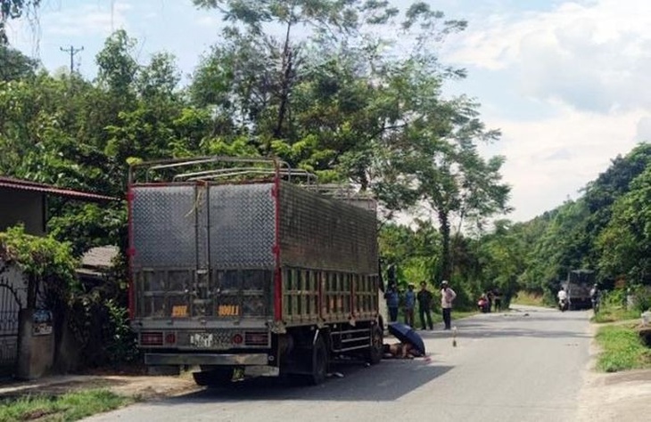 Lào Cai lại xảy ra 1 vụ tai nạn giao thông khiến 3 người thương vong - Ảnh 2. Lào Cai lại xảy ra 1 vụ tai nạn giao thông khiến 3 người thương vong - Ảnh 2.