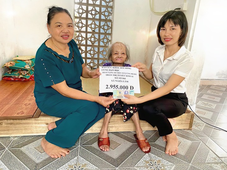 Ước mơ của người phụ nữ “đầu gối quá tai” thành hiện thực khi có nơi ở mới tốt hơn - Ảnh 2.