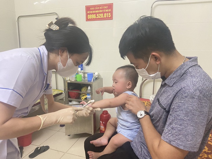 Hà Tĩnh chủ động phòng bệnh tay chân miệng trong mùa tựu trường - Ảnh 3.