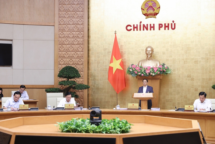 Bộ Nội vụ sớm báo cáo phương án về lộ trình cải cách tiền lương - Ảnh 1. Bộ Nội vụ sớm báo cáo phương án về lộ trình cải cách tiền lương - Ảnh 1.