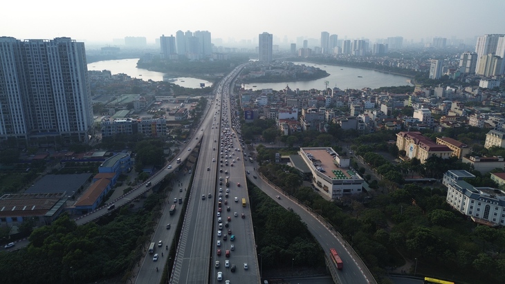 Kết thúc kỳ nghỉ Tết, giao thông cửa ngõ Thủ đô 'tăng nhiệt'- Ảnh 6.