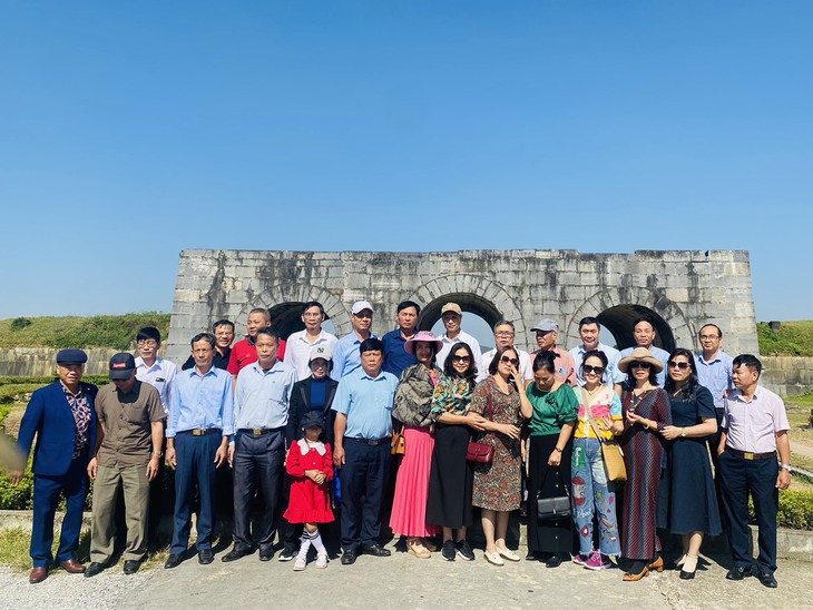Nâng cao chất lượng phục vụ du khách tại Di sản văn hóa thế giới Thành Nhà Hồ- Ảnh 3. Nâng cao chất lượng phục vụ du khách tại Di sản văn hóa thế giới Thành Nhà Hồ- Ảnh 3.