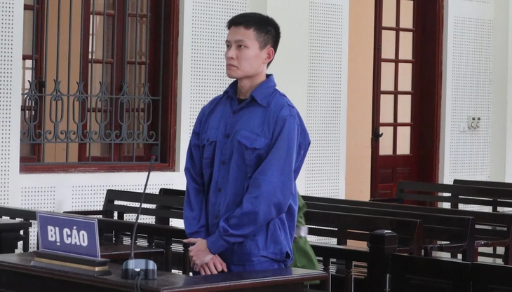 4 năm tù cho kẻ cướp ngân hàng ở thị xã Cửa Lò lãnh án
- Ảnh 1.