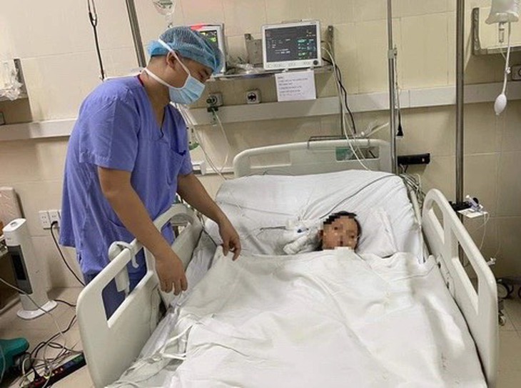 2 anh em ruột được ghép tim hồi sinh sự sống- Ảnh 1.