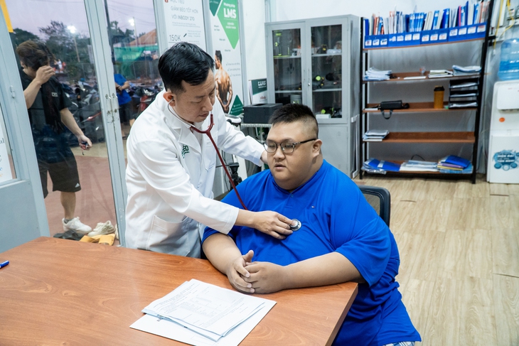 Từ vùng quê nghèo đến sứ mệnh trở thành bác sĩ giúp người- Ảnh 2. Từ vùng quê nghèo đến sứ mệnh trở thành bác sĩ giúp người- Ảnh 2.