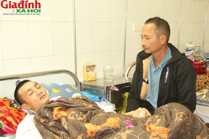 Hoàn cảnh bế tắc của gia đình có nhiều người mắc bệnh trọng, không tiền cứu chữa- Ảnh 3. Hoàn cảnh bế tắc của gia đình có nhiều người mắc bệnh trọng, không tiền cứu chữa- Ảnh 3.