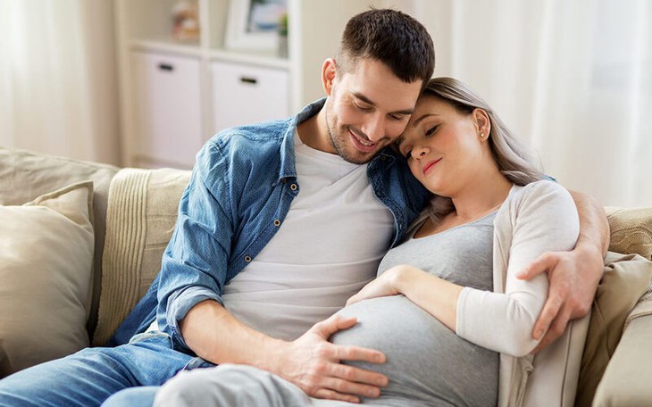Quan hệ khi mang thai nên tránh điều gì để không ảnh hưởng đến em bé?